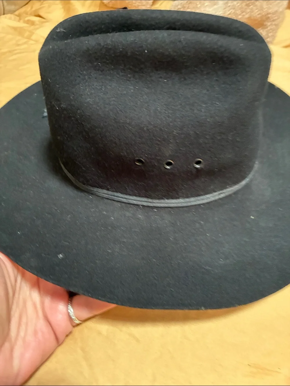 Wide Brim Black Felt Fedora Hat with Slim Band